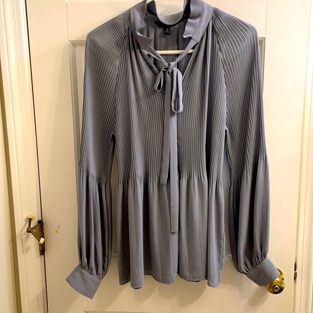 Banana Republic Medium Grey Blouse